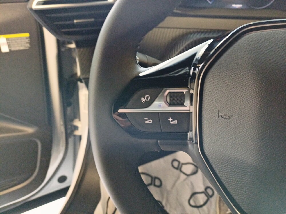 Occasion PEUGEOT 2008 2008 Hybrid 145 e-DCS6 - Allure