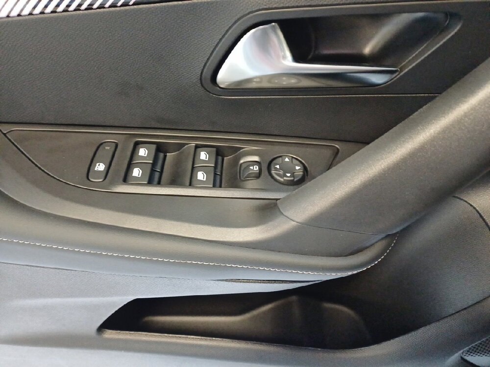 Occasion PEUGEOT 2008 2008 Hybrid 145 e-DCS6 - Allure
