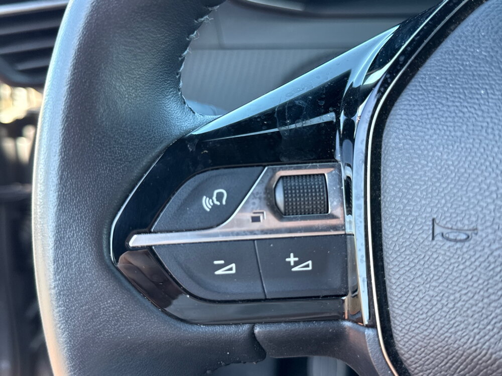 Occasion PEUGEOT 2008 2008 PureTech 100 S&S BVM6 - Allure