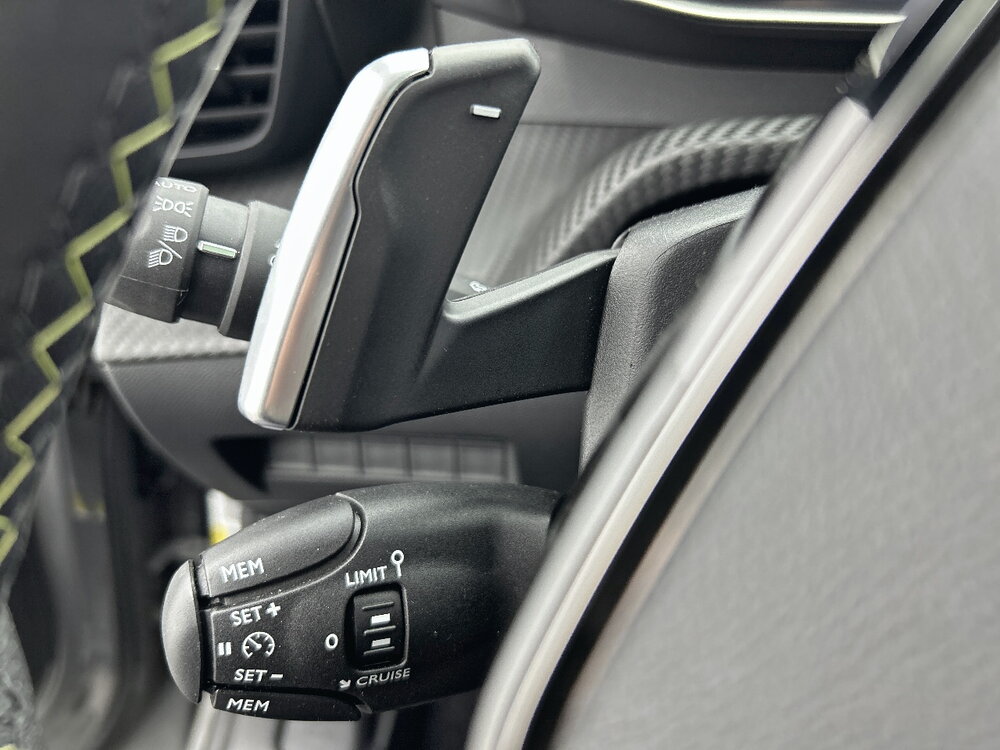 Occasion PEUGEOT 2008 2008 PureTech 130 S&S EAT8 - GT