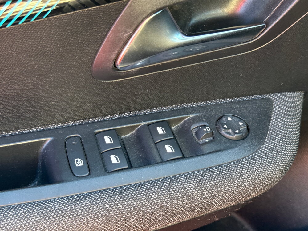 Occasion PEUGEOT 208 208 PureTech 100 S&S BVM6 - Style