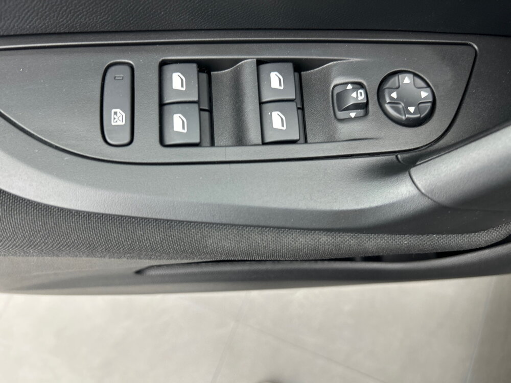 Occasion PEUGEOT 2008 2008 PureTech 100 S&S BVM6 - Active