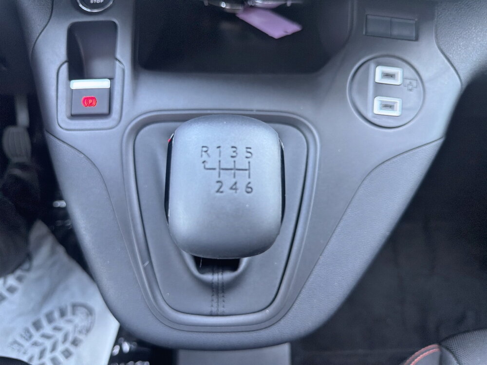 Occasion CITROEN Berlingo Berlingo Diesel 100 ch M Manuelle - Série spéciale 30 ans