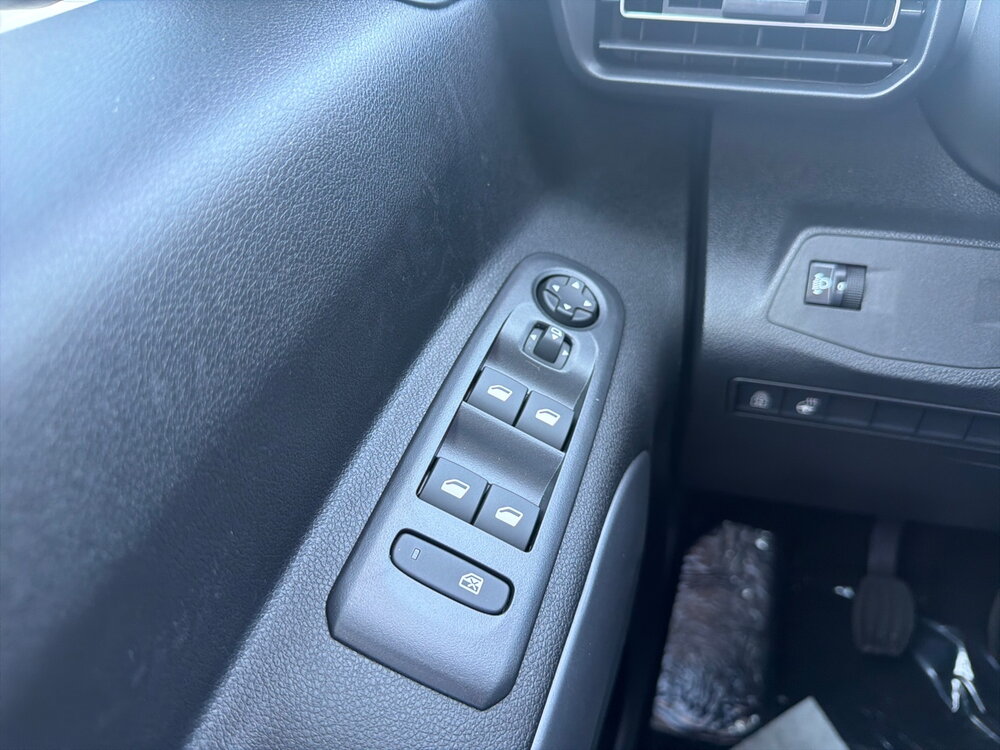 Occasion CITROEN Berlingo Berlingo Diesel 100 ch M Manuelle - Série spéciale 30 ans