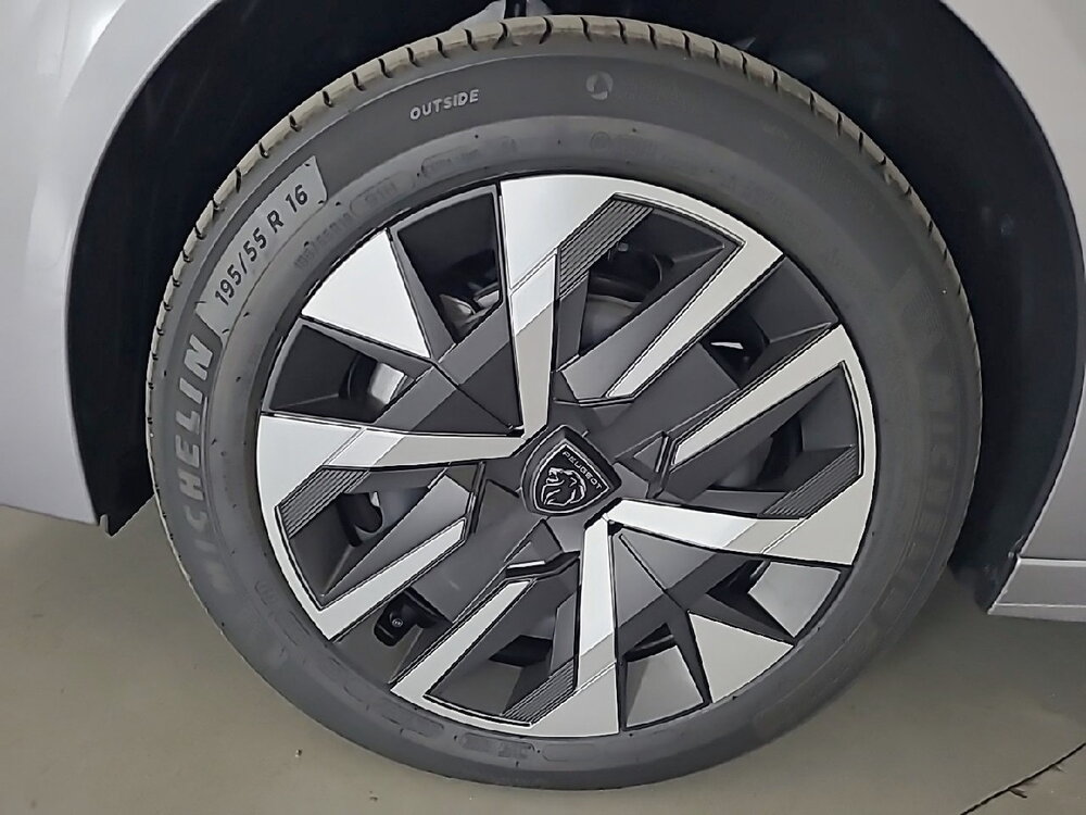 Occasion PEUGEOT 208 208 Electrique 136 ch 50 kWh - Style
