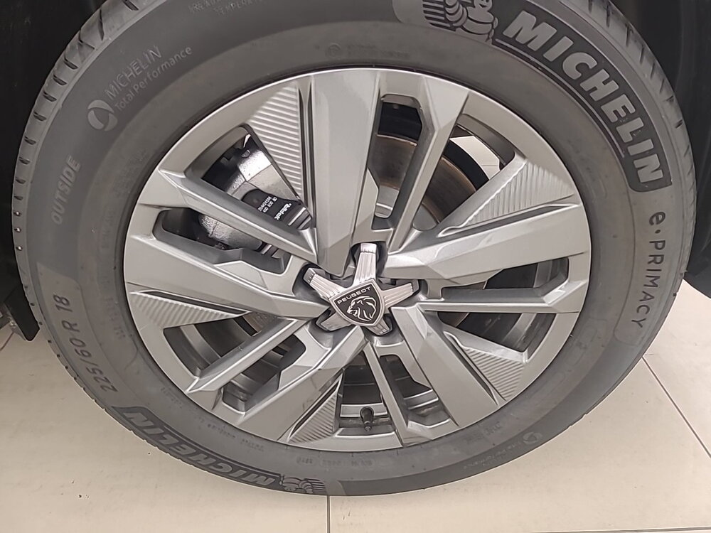 Occasion PEUGEOT 5008 5008 Hybrid 145 ch e-DCS6 - Allure