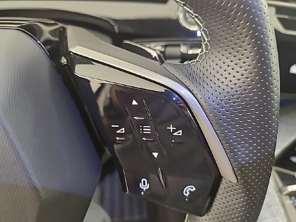 Occasion PEUGEOT 3008 3008 Electrique 210 ch 73 kWh - GT