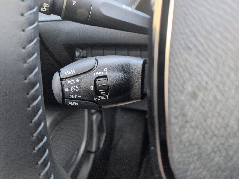 Occasion PEUGEOT 2008 2008 Hybrid 110 e-DCS6 - Allure