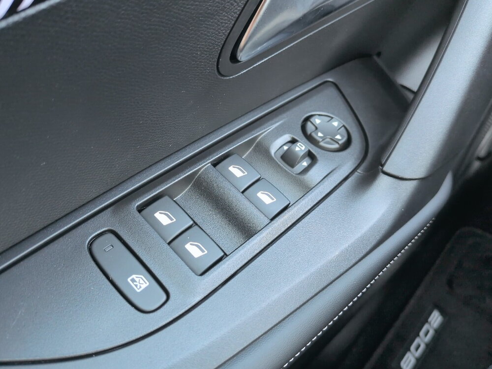 Occasion PEUGEOT 2008 2008 Hybrid 110 e-DCS6 - Allure