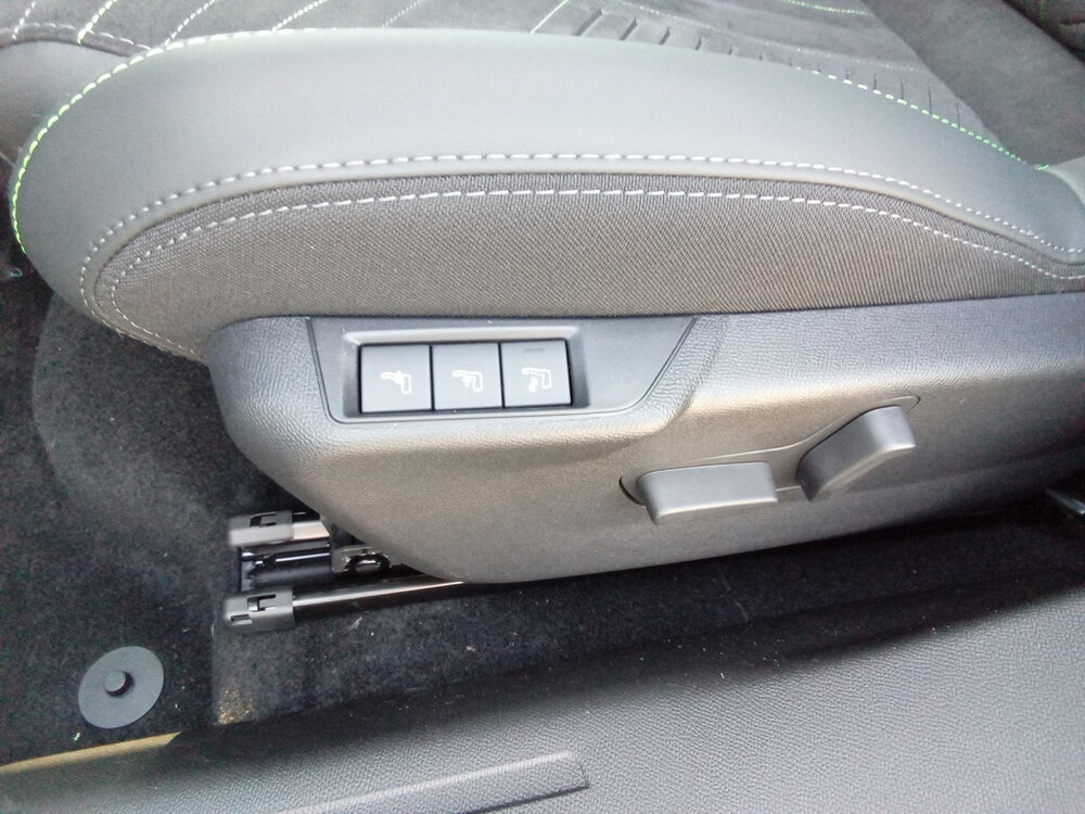 Occasion PEUGEOT 2008 2008 Hybrid 145 e-DCS6 - GT Exclusive