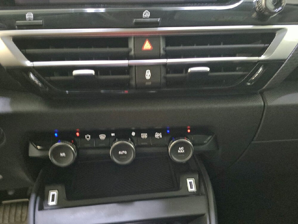 Occasion CITROEN C4 C4 BlueHDi 130 S&S EAT8 - Shine