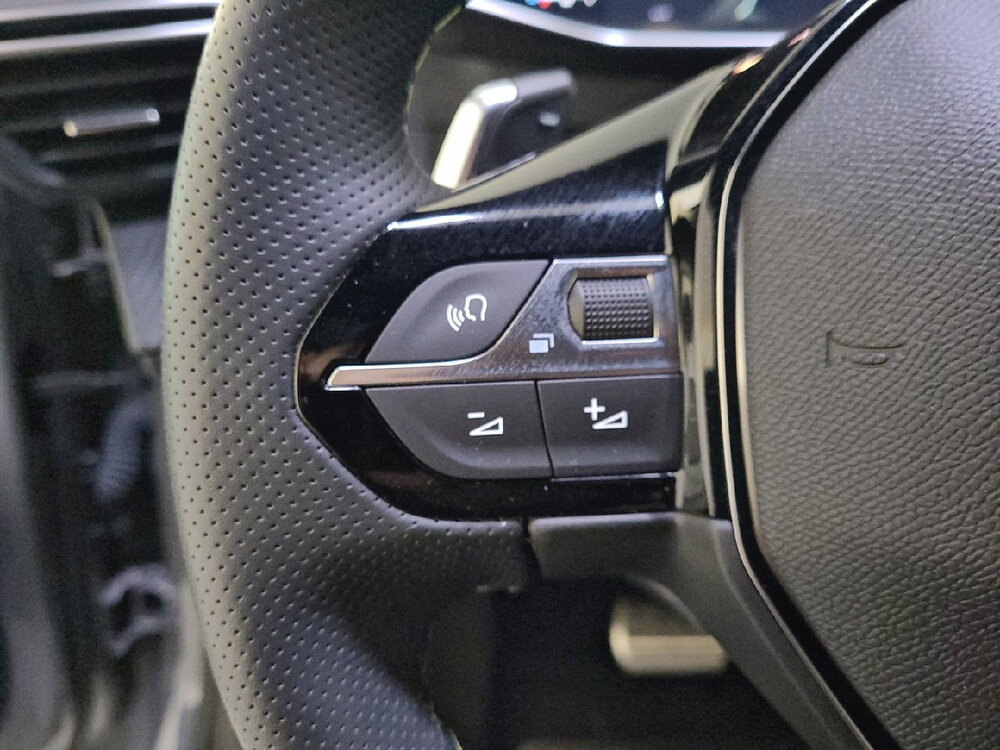 Occasion PEUGEOT 208 208 Hybrid 110 e-DCS6 - GT