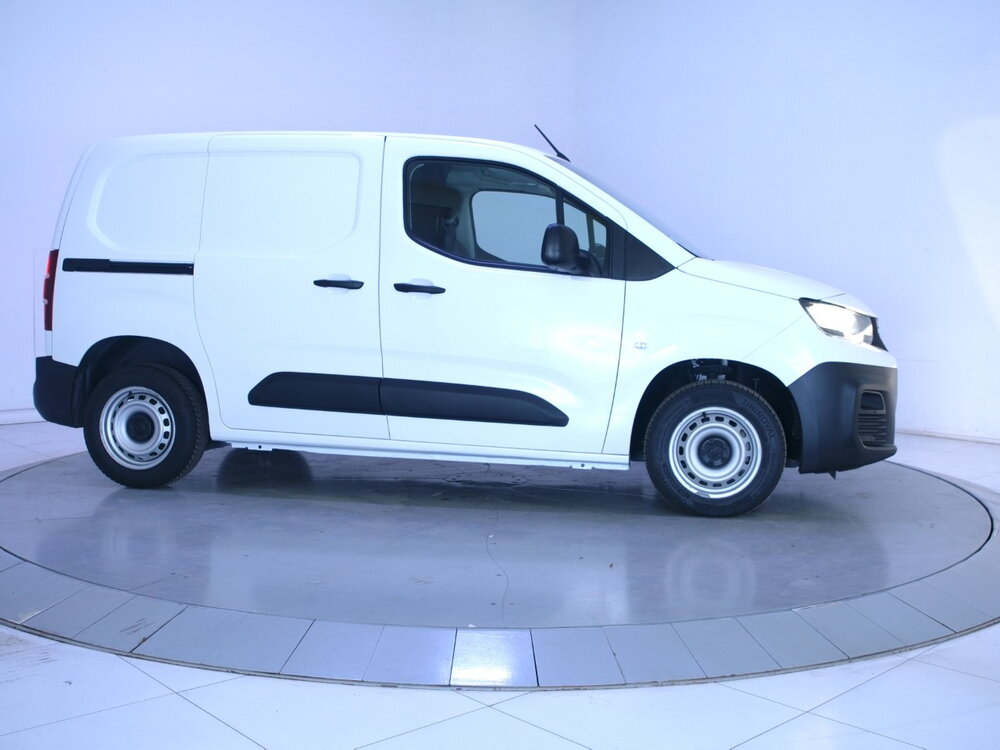 Occasion PEUGEOT Partner PARTNER FOURGON STANDARD 650 KG BLUEHDI 100 S&S BVM6 - PREMIUM