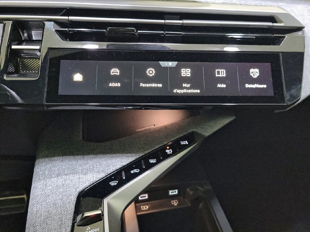 Occasion PEUGEOT 3008 3008 Electrique 210 ch 73 kWh - GT