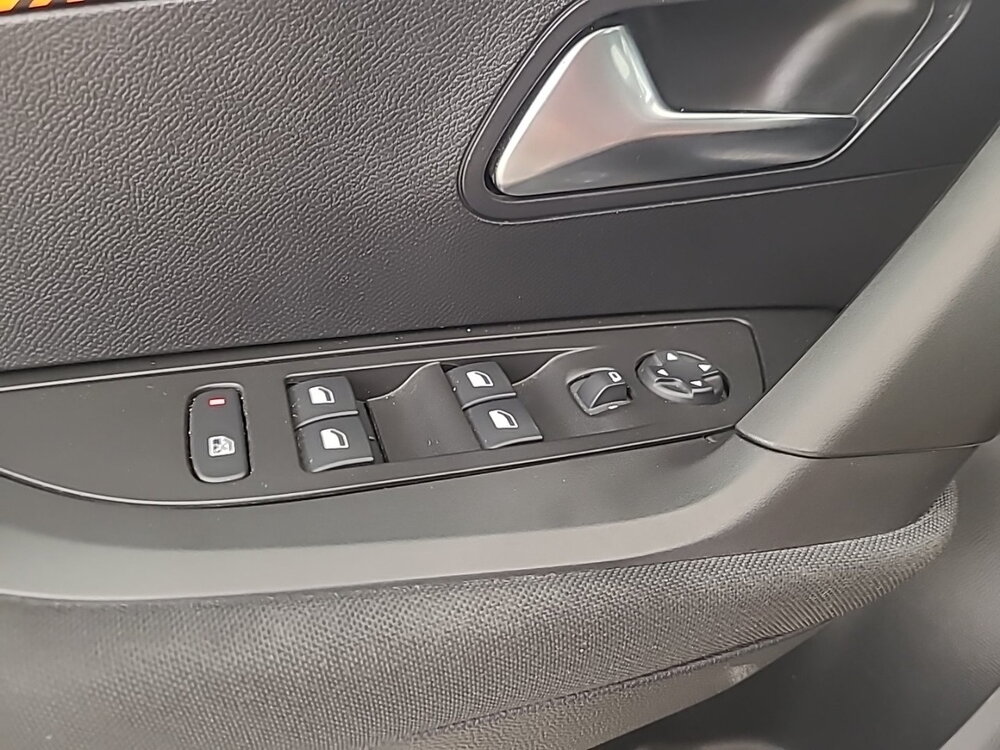 Occasion PEUGEOT 2008 2008 PureTech 100 S&S BVM6 - Active
