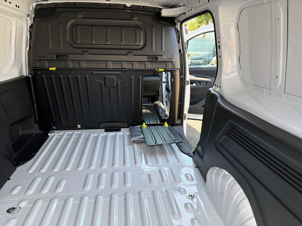 Occasion OPEL Combo COMBO CARGO XL DIESEL 100 CH MANUELLE