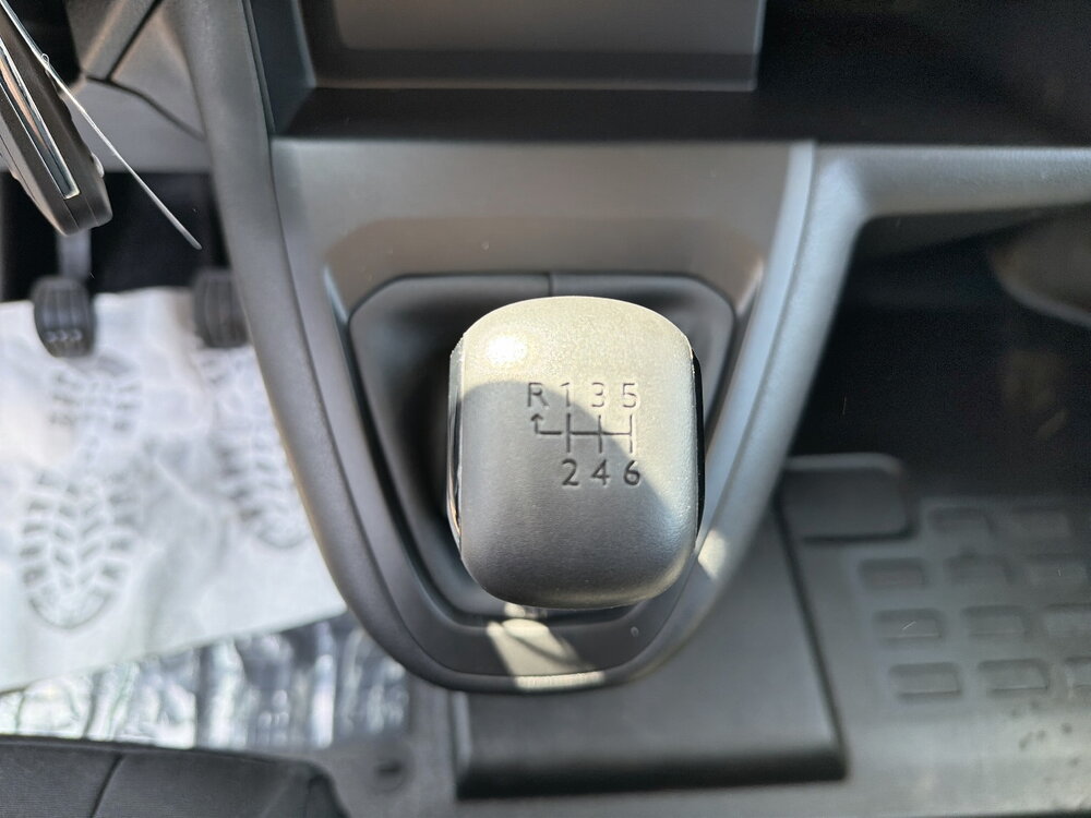 Occasion OPEL Vivaro VIVARO FGN DIESEL 120 CH M MANUELLE