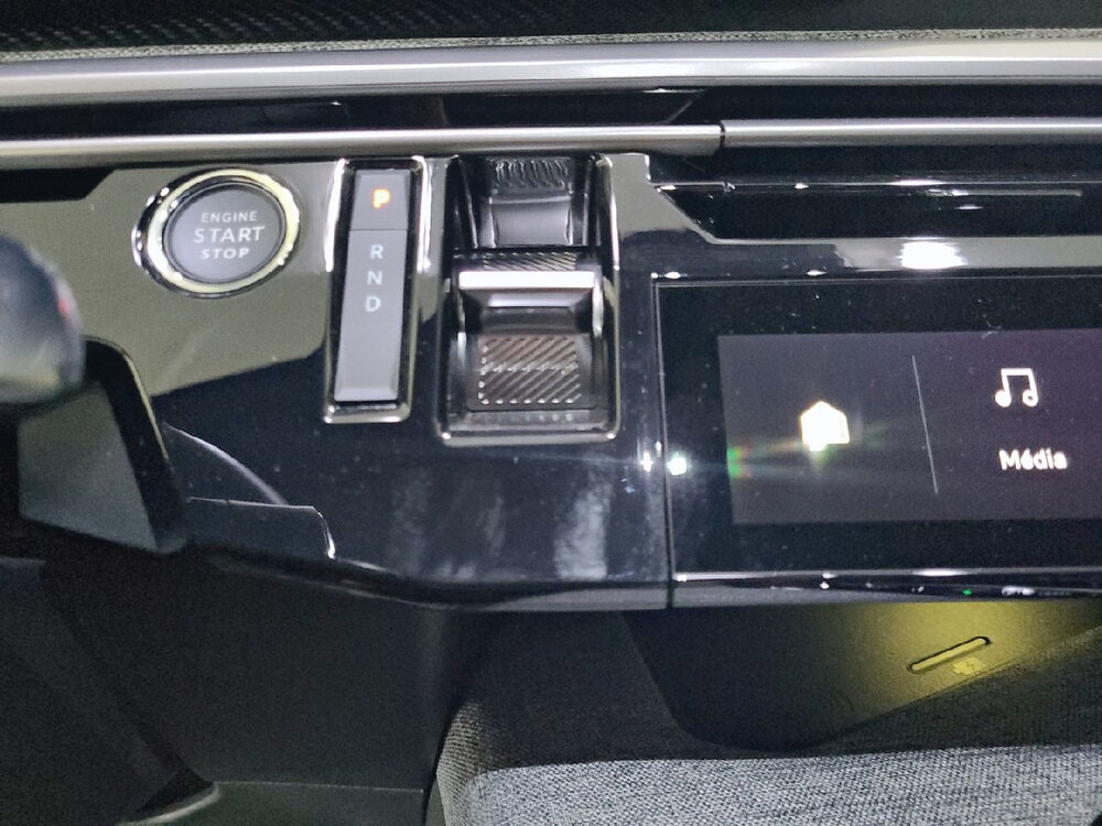 Occasion PEUGEOT 3008 3008 Electrique 210 ch 73 kWh - Allure