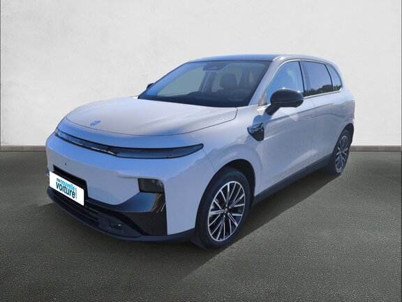 Occasion LEAPMOTOR B10 B10 REEV 18.8 kWh - 160 kW - Design