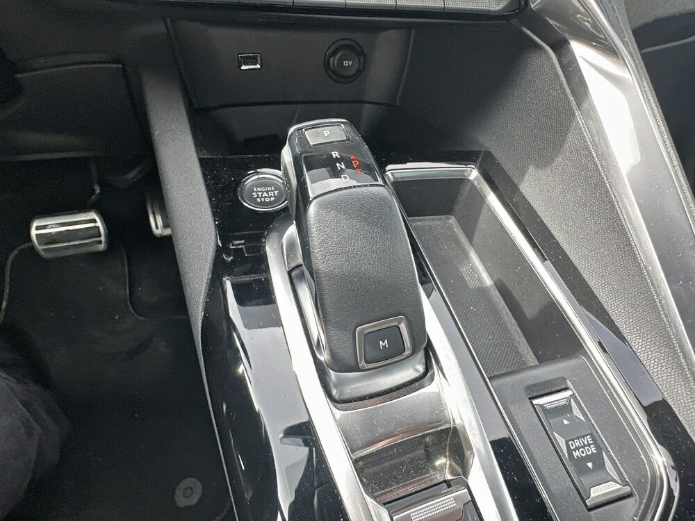 Occasion PEUGEOT 3008 3008 Puretech 130ch S&S EAT8 - GT