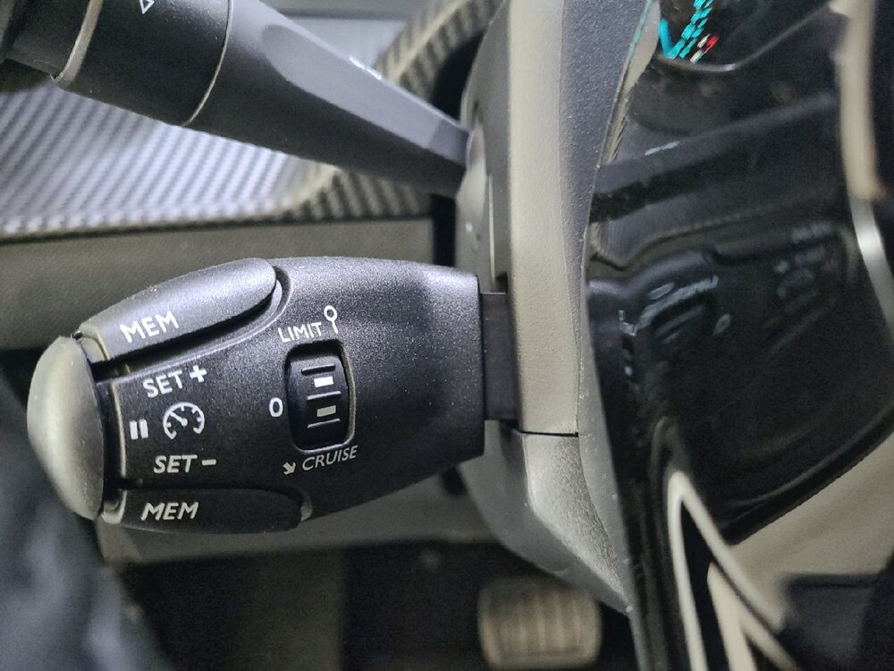Occasion PEUGEOT 2008 2008 Hybrid 110 e-DCS6 - Edition