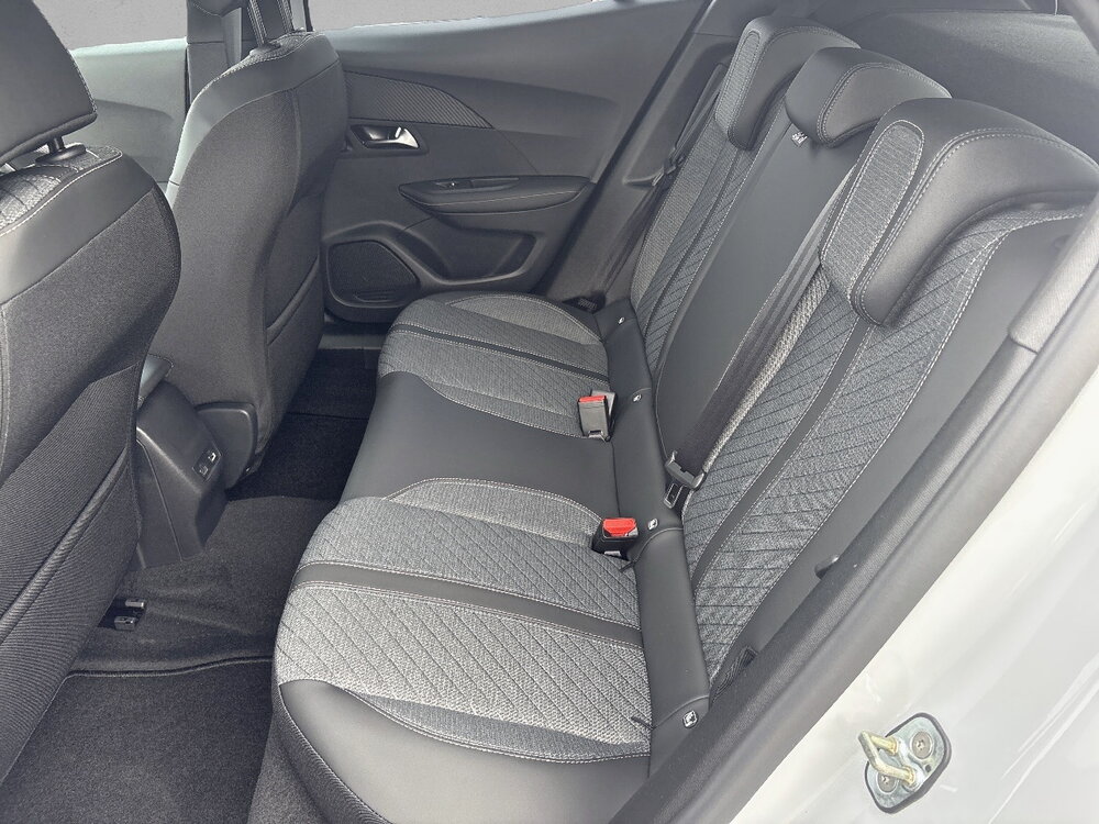 Occasion PEUGEOT 2008 2008 Electrique 54 kWh 156 ch - Allure