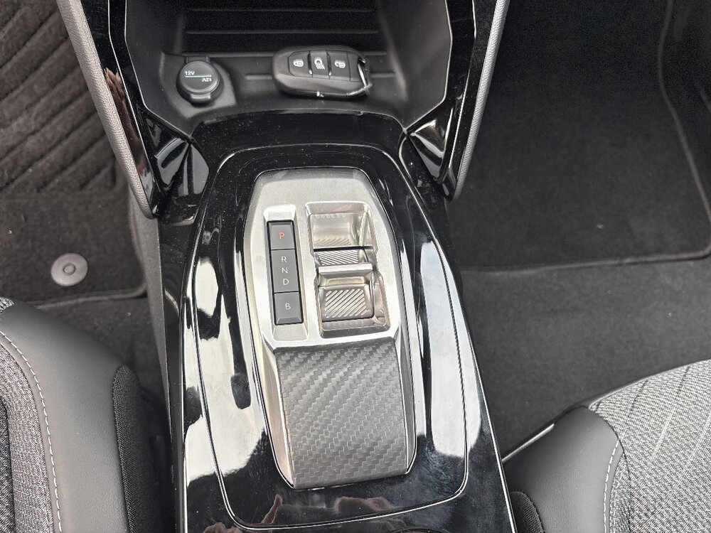 Occasion PEUGEOT 2008 2008 Electrique 54 kWh 156 ch - Allure