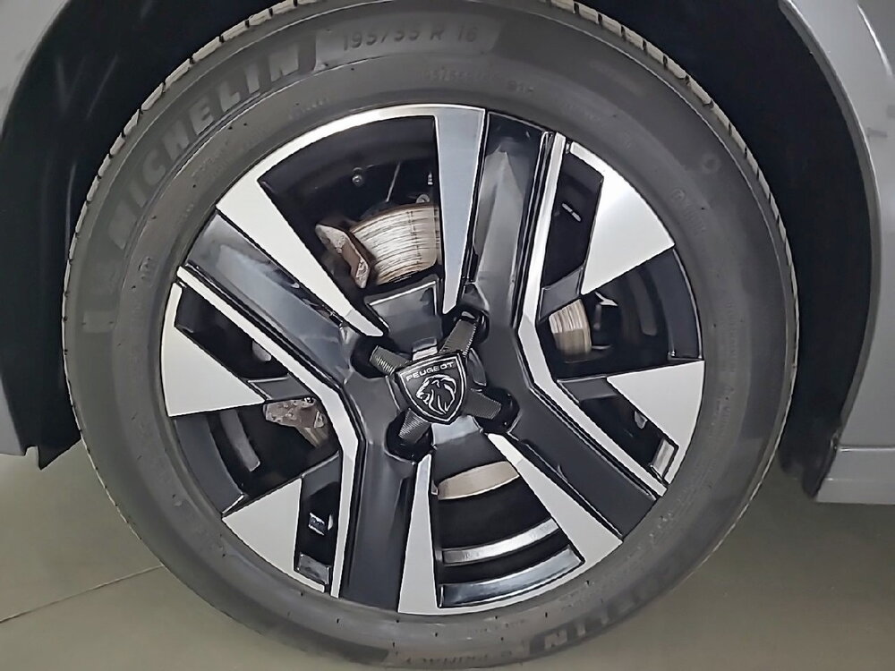 Occasion PEUGEOT 208 208 PureTech 100 S&S BVM6 - Allure
