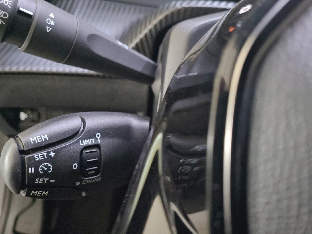 Occasion PEUGEOT 208 208 PureTech 100 S&S BVM6 - Allure