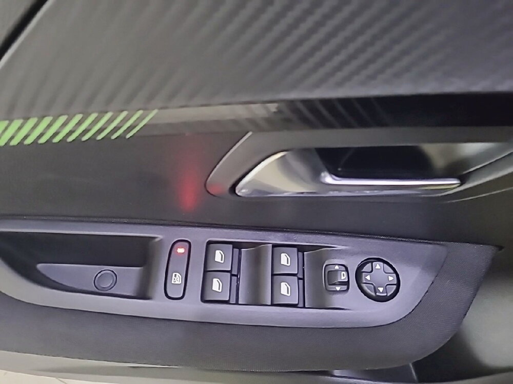 Occasion PEUGEOT 208 208 PureTech 100 S&S BVM6 - Active