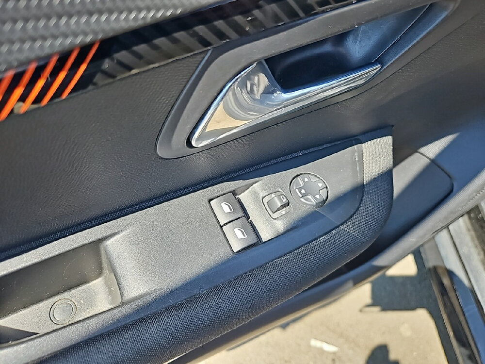 Occasion PEUGEOT 208 208 Electrique 50 kWh 136ch - Active