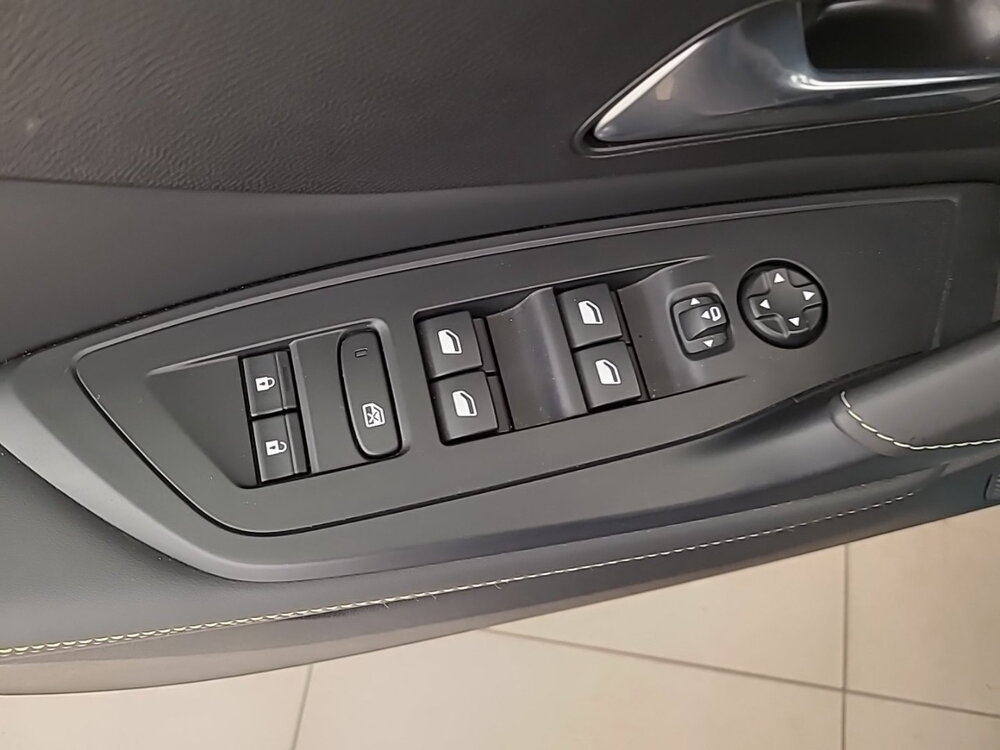 Occasion PEUGEOT 308 308 Electrique 55 kWh 156ch - GT Exclusive