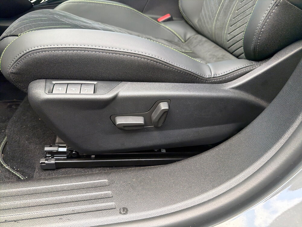 Occasion PEUGEOT 2008 2008 Hybrid 145 e-DCS6 - GT Exclusive
