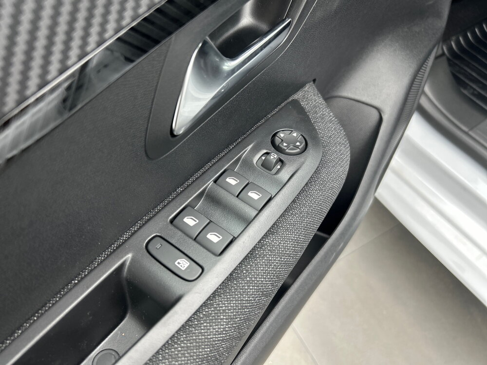 Occasion PEUGEOT 208 208 Hybrid 110 ch e-DCS6 - Edition