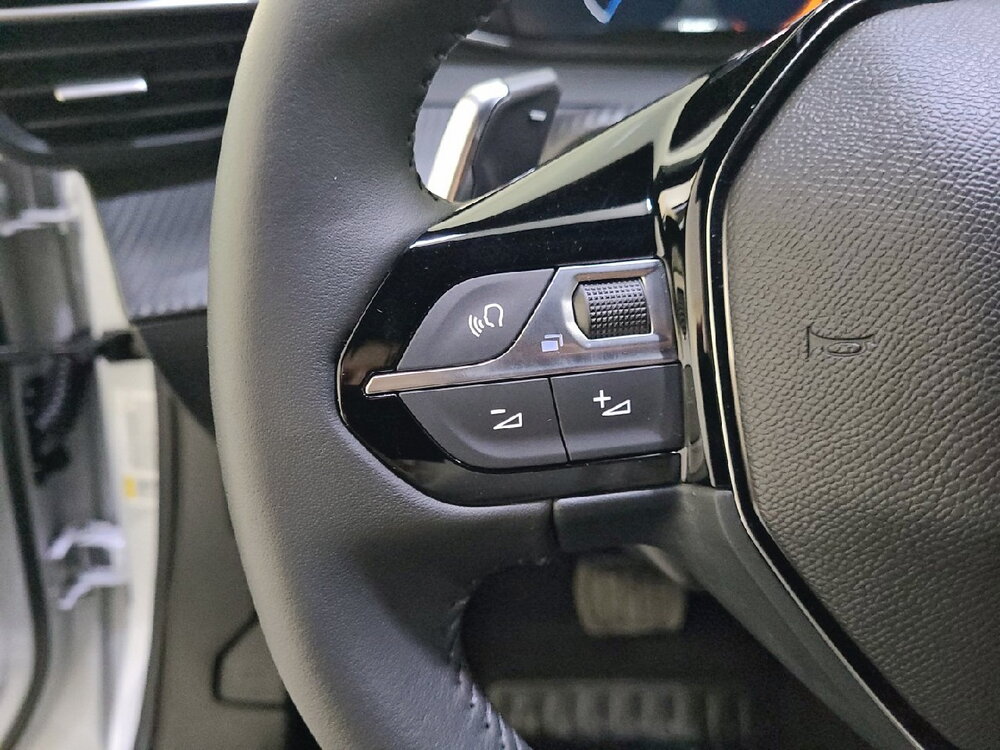 Occasion PEUGEOT 2008 2008 Hybrid 145 e-DCS6 - Allure