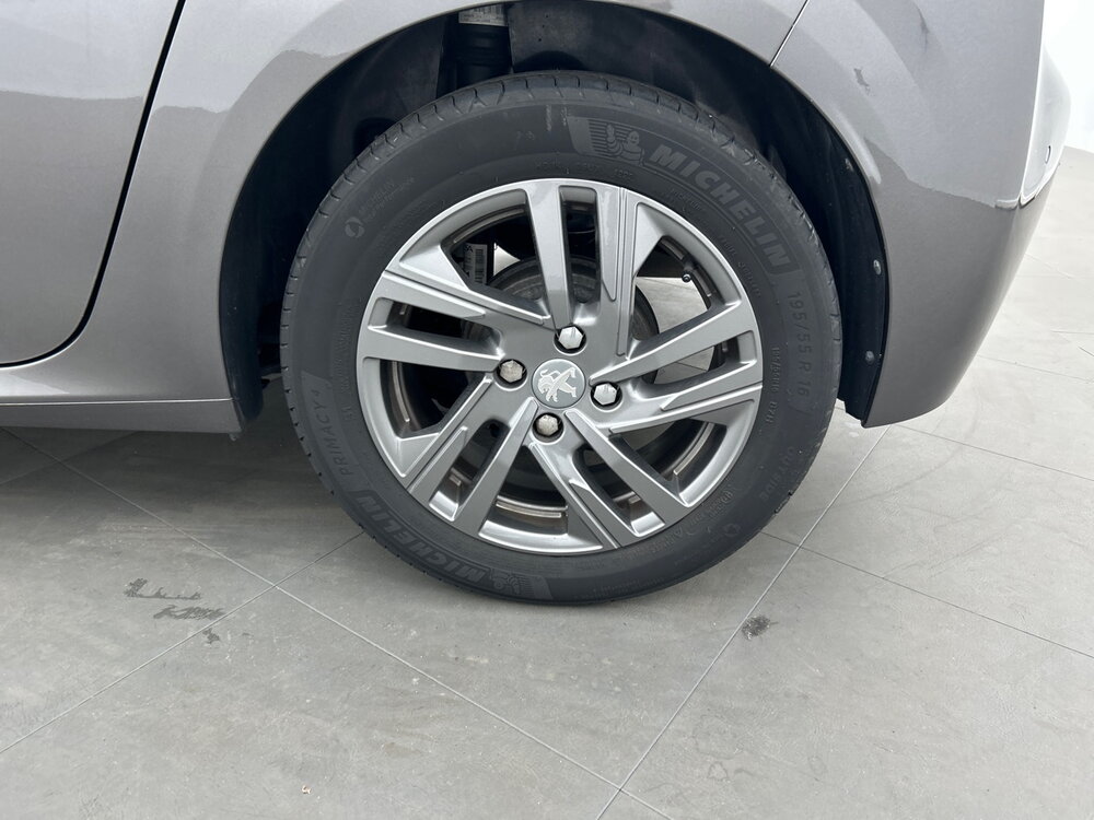 Occasion PEUGEOT 208 208 PureTech 100 S&S BVM6 - Style
