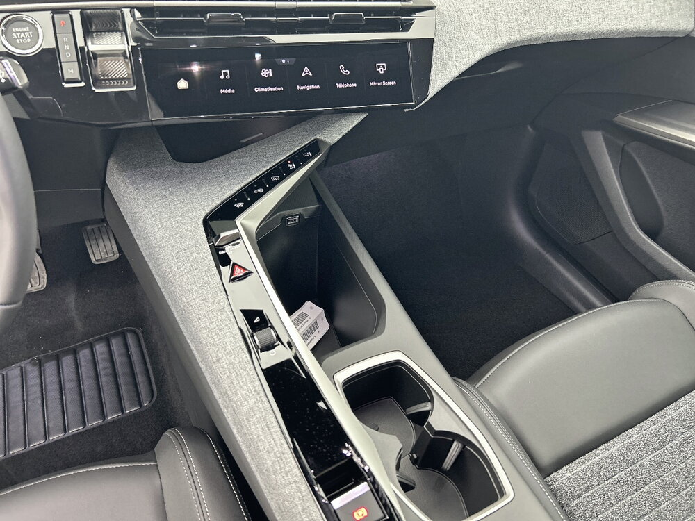 Occasion PEUGEOT 3008 3008 Hybrid 145 e-DCS6 - Allure
