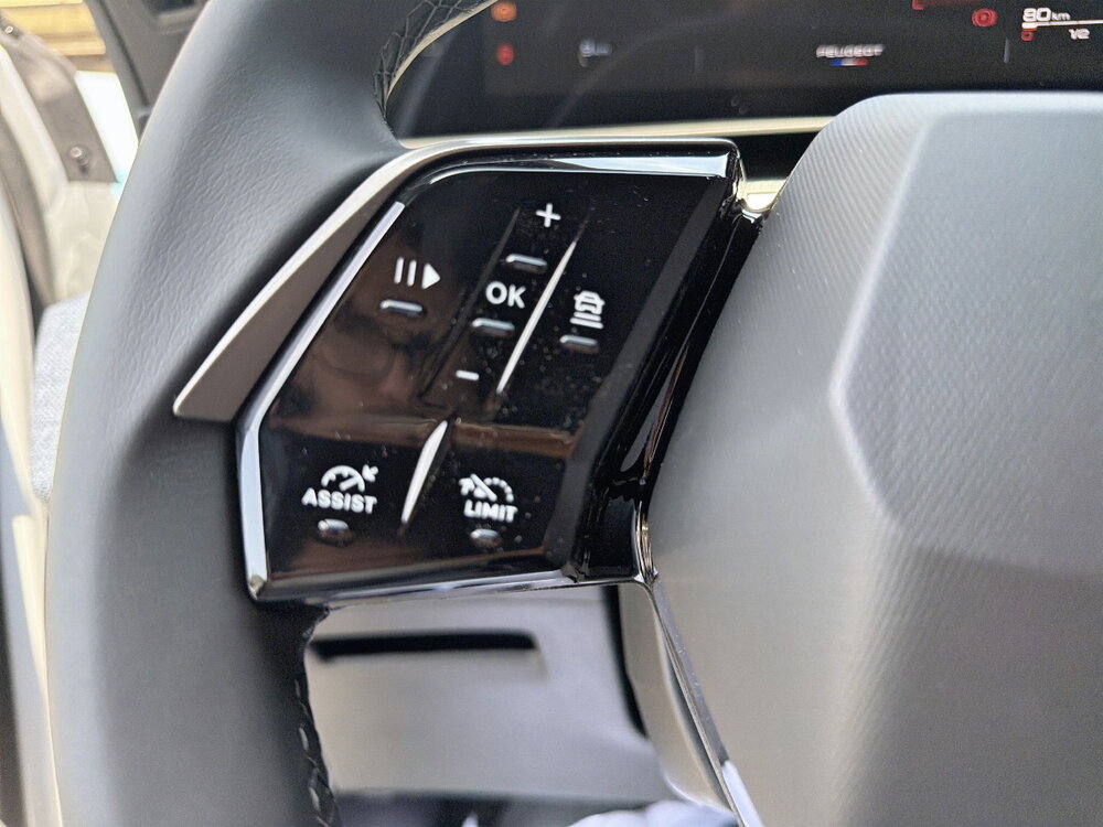 Occasion PEUGEOT 3008 3008 Hybrid 145 e-DCS6 - Allure