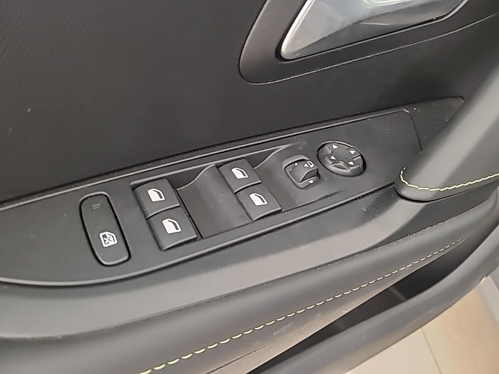 Occasion PEUGEOT 208 208 Hybrid 110 e-DCS6 - GT