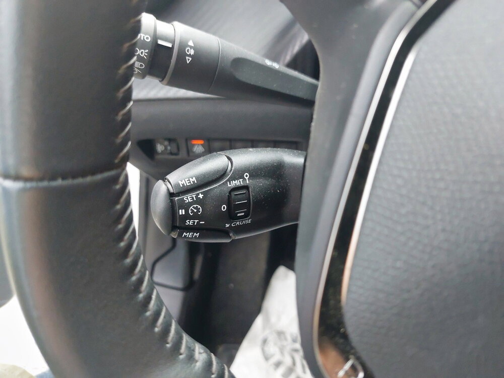 Occasion PEUGEOT 208 208 BLUEHDI 100 S&S BVM6 - PREMIUM