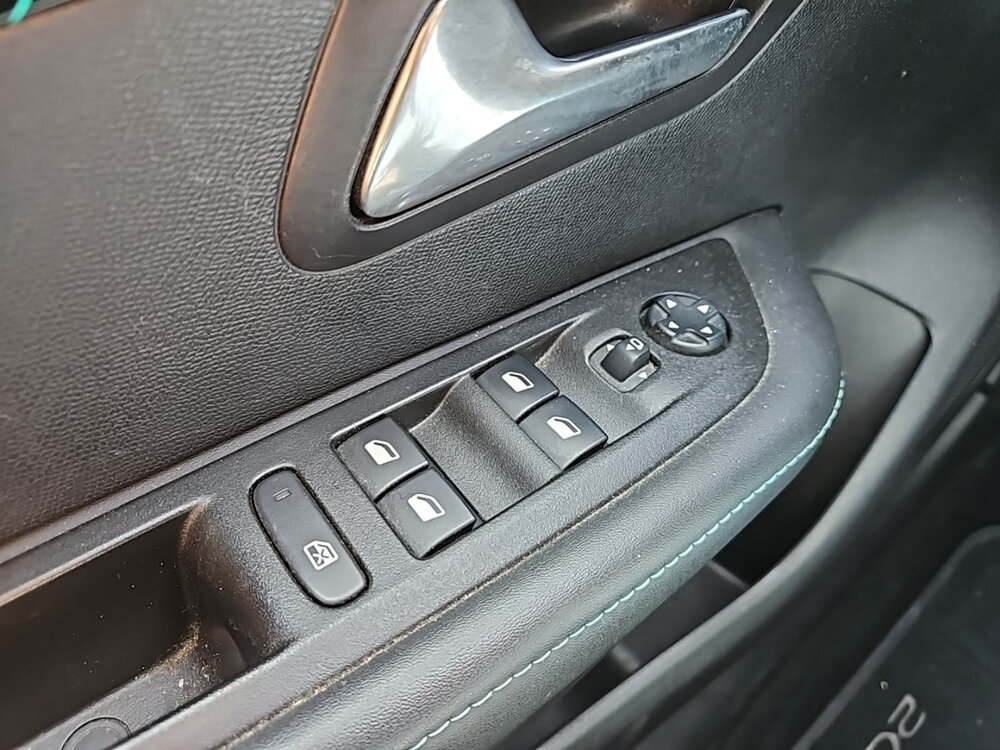 Occasion PEUGEOT 208 208 PureTech 130 S&S EAT8 - Allure