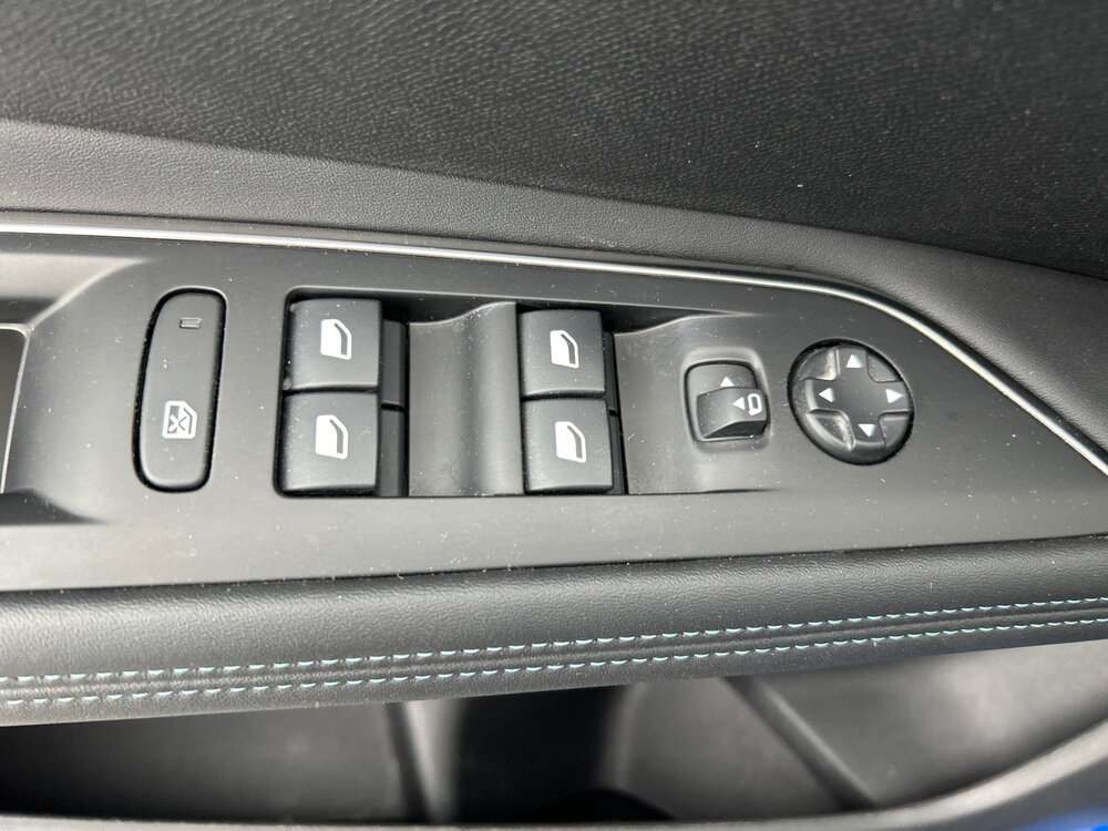Occasion PEUGEOT 3008 3008 Hybrid 225 e-EAT8 - Allure