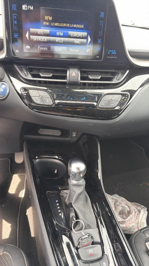 Occasion TOYOTA C-HR C-HR Pro Hybride 122h - Design