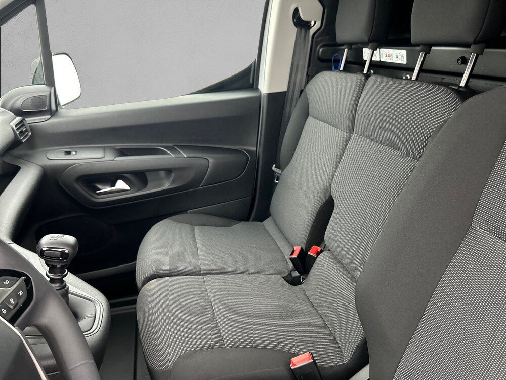 Occasion PEUGEOT Partner PARTNER FOURGON M 600 KG ESSENCE 110 S&S BVM6