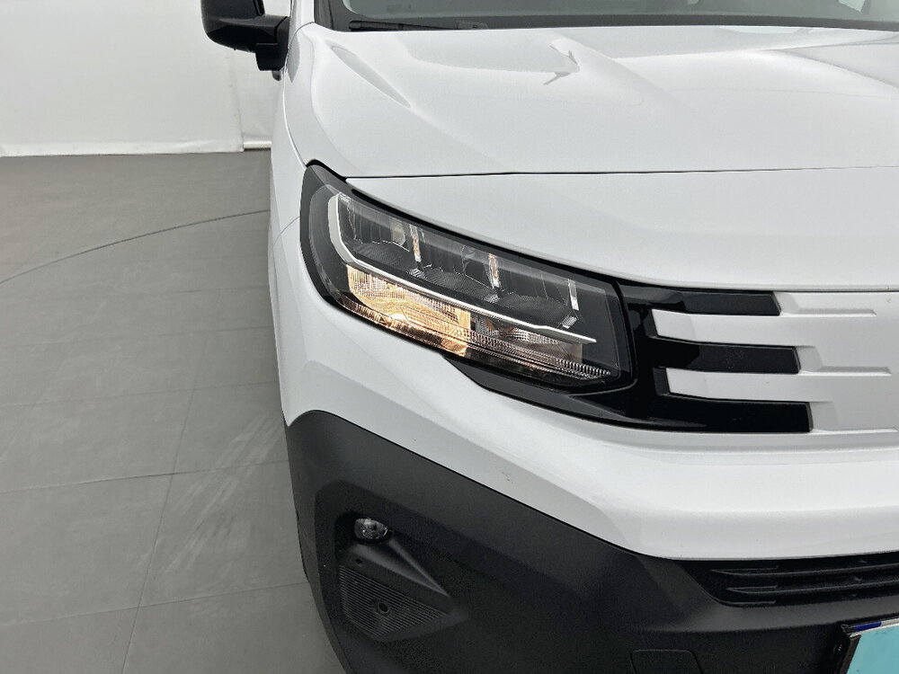 Occasion PEUGEOT Partner PARTNER FOURGON M 600 KG ESSENCE 110 S&S BVM6
