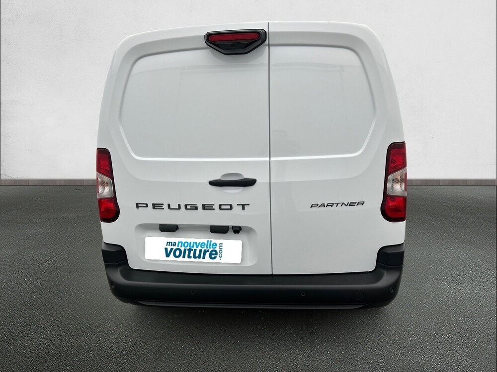Occasion PEUGEOT Partner PARTNER FOURGON M 600 KG ESSENCE 110 S&S BVM6