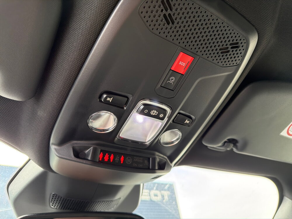 Occasion PEUGEOT 2008 2008 Hybrid 145 e-DCS6 - série spéciale ENVY
