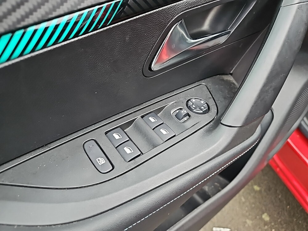 Occasion PEUGEOT 2008 2008 PureTech 130 S&S EAT8 - Allure Business