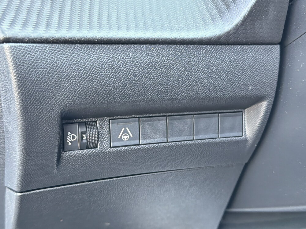 Occasion PEUGEOT 2008 2008 Hybrid 145 e-DCS6 - Allure