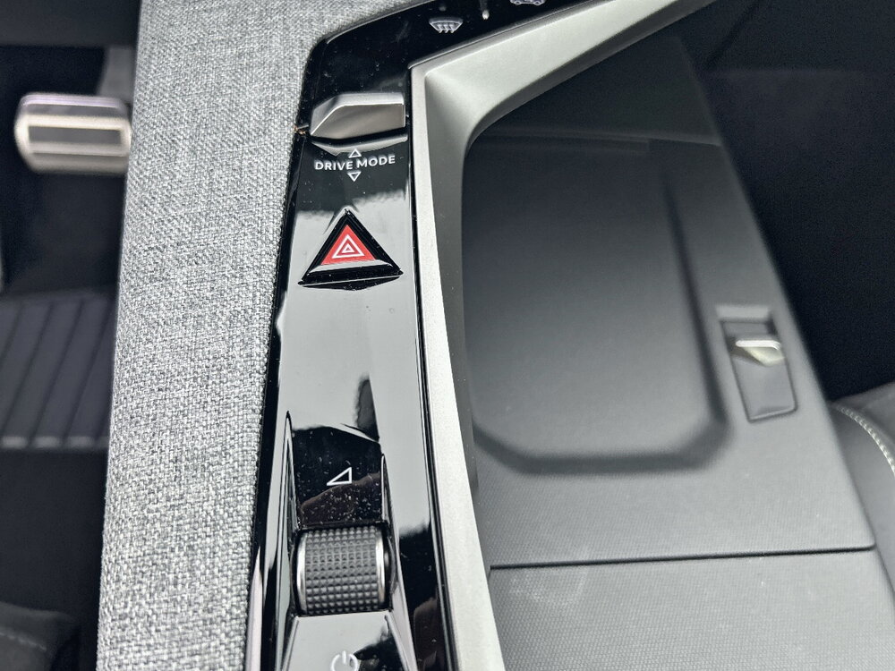 Occasion PEUGEOT 5008 5008 Hybrid 145 ch e-DCS6 - GT